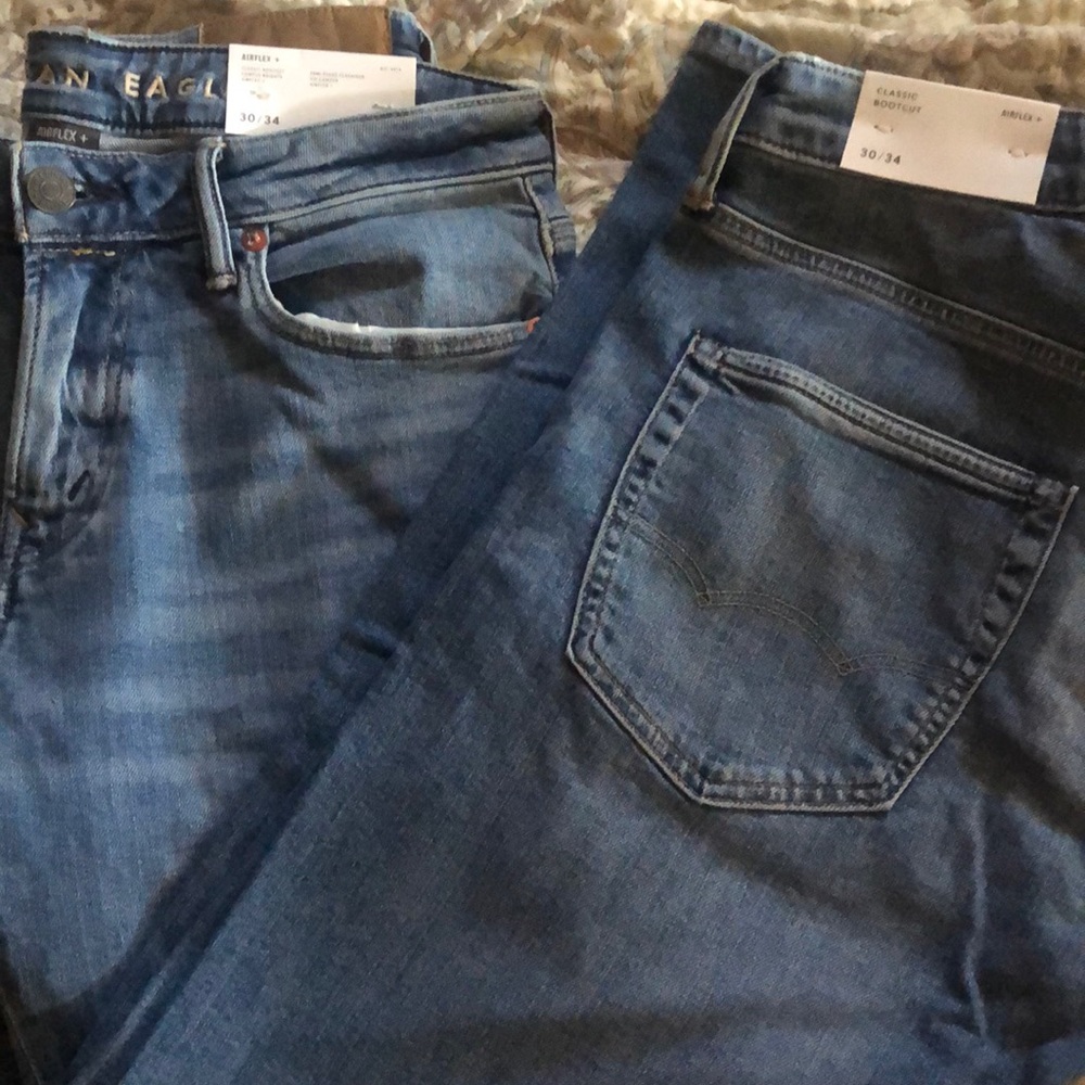 2 pair of American eagle men jeans size 30x34